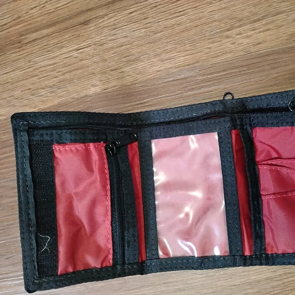 Deadstock Vintage 90s Nike Basic Tri-Fold Wallet